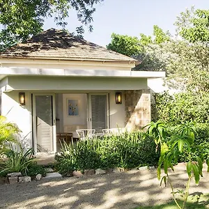https://the-gatehouse-cool-bolthole-walk-to-the-marina.comcaribbean.com